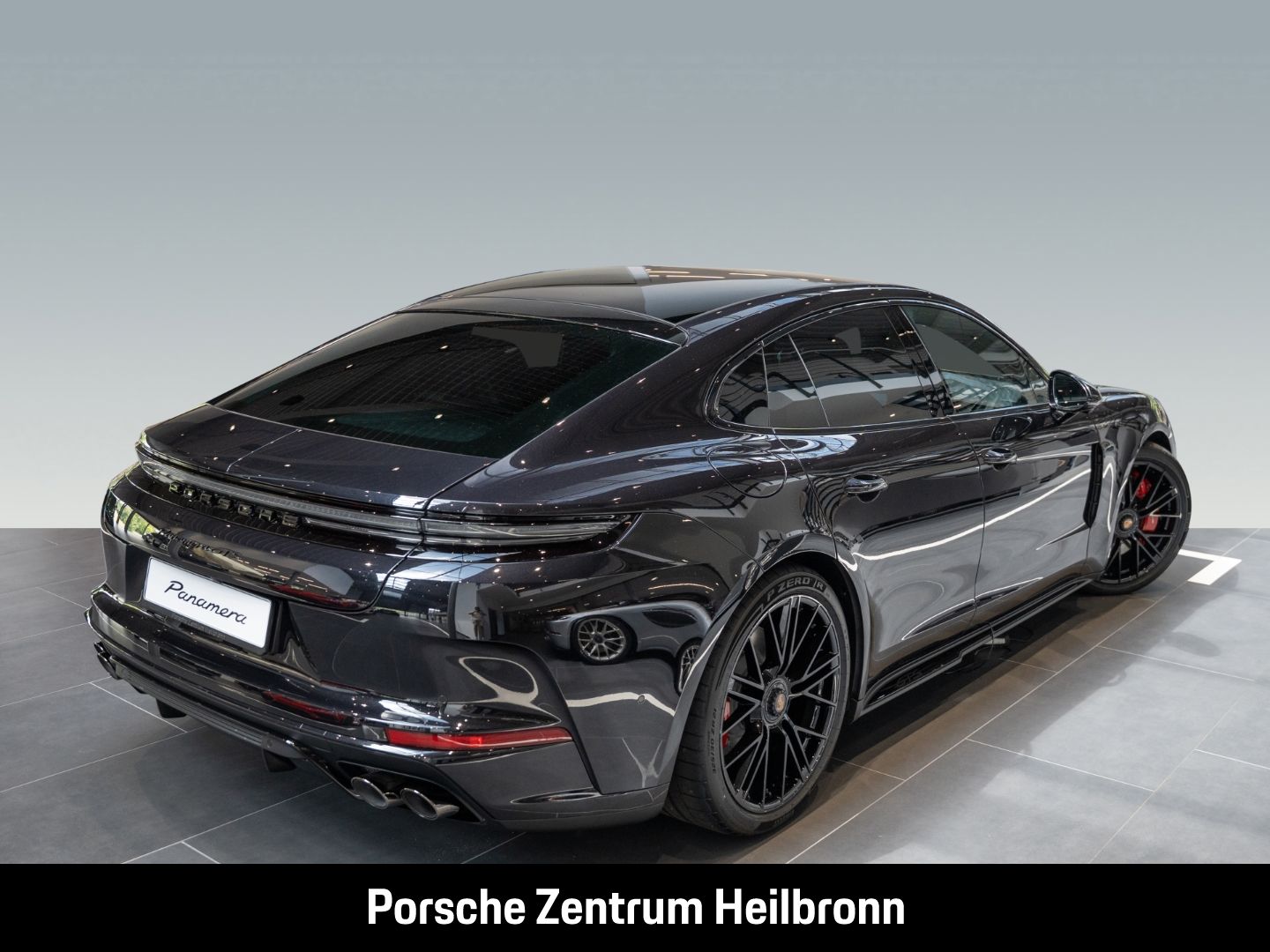 Porsche Panamera GTS BOSE Luftfederung LED-Matrix