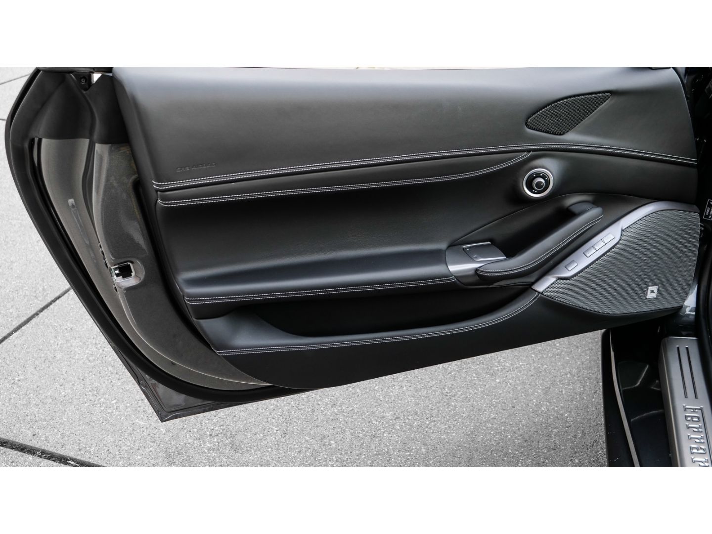 Ferrari Portofino M - Samsaru's Car Outlet