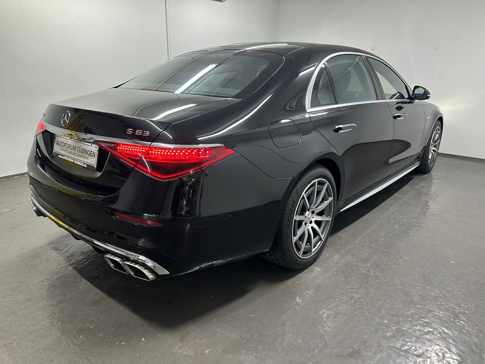 Mercedes-Benz S 63 E Performance L *PANORAMA*FONDENTERTAINMENT