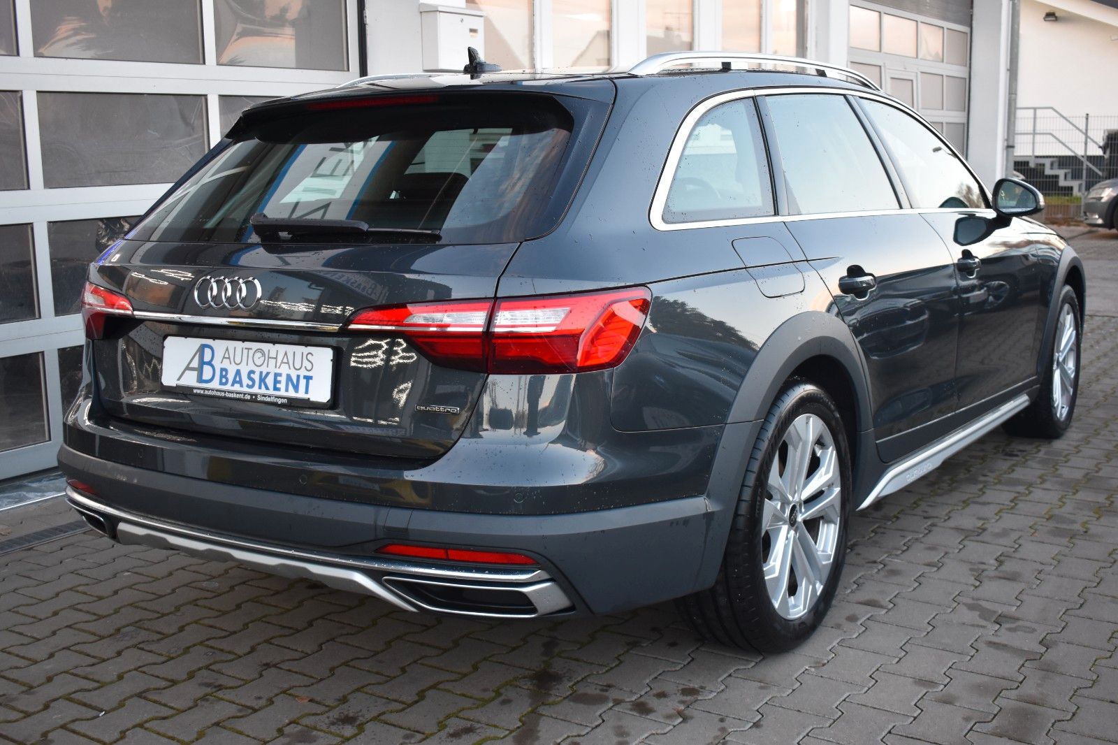 Audi A4 Allroad quattro 40 TDI*SPORT*LED*AHK*NAVI*SHZ