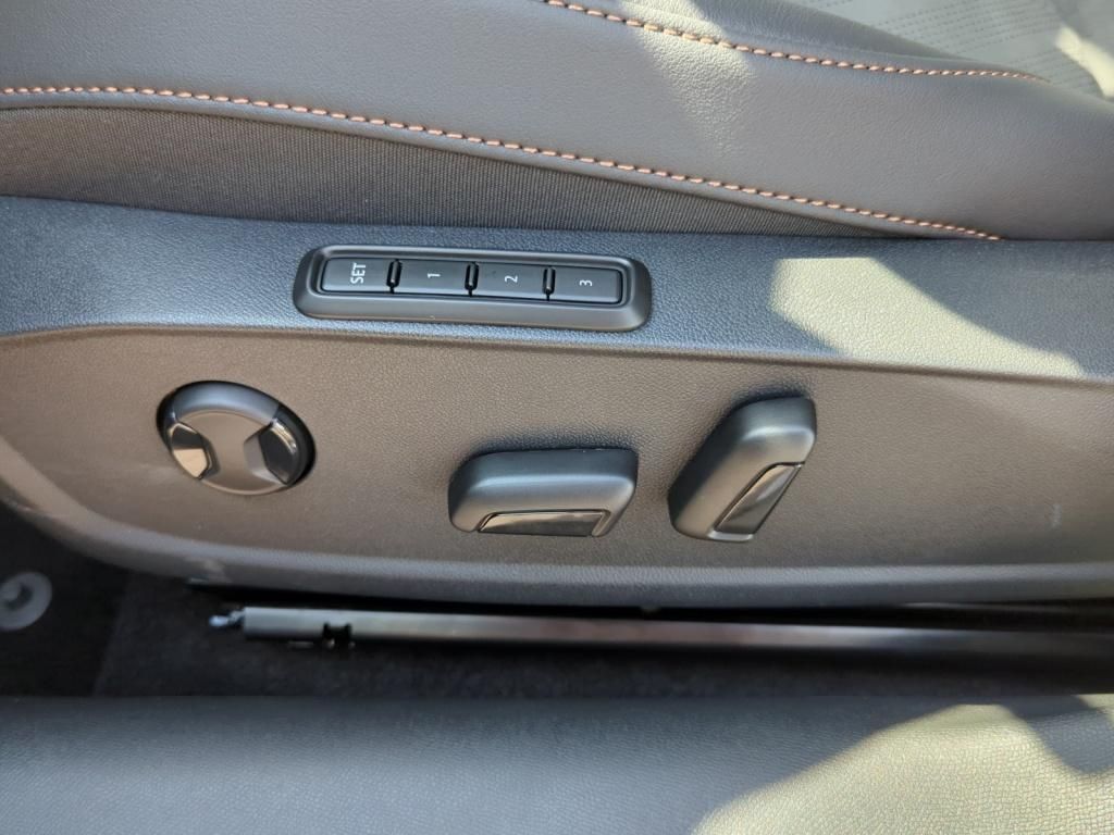 Cupra Leon SP 1.5eTSI 150PS DSG - Samsaru's Car Outlet
