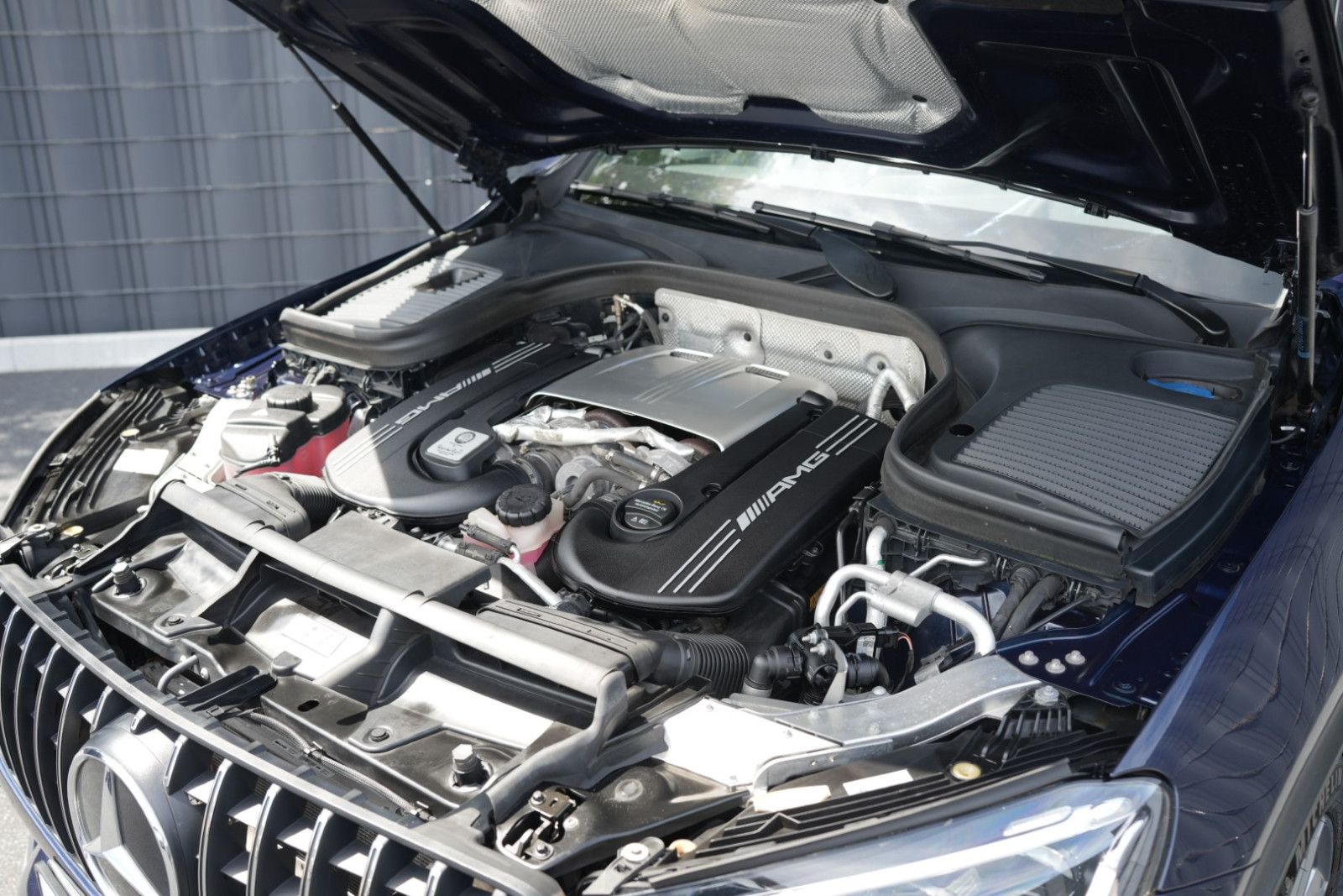 Mercedes-Benz GLC 63 S AMG 4Matic*MBUX*NAVI*KLIMA*HUD*AHK*