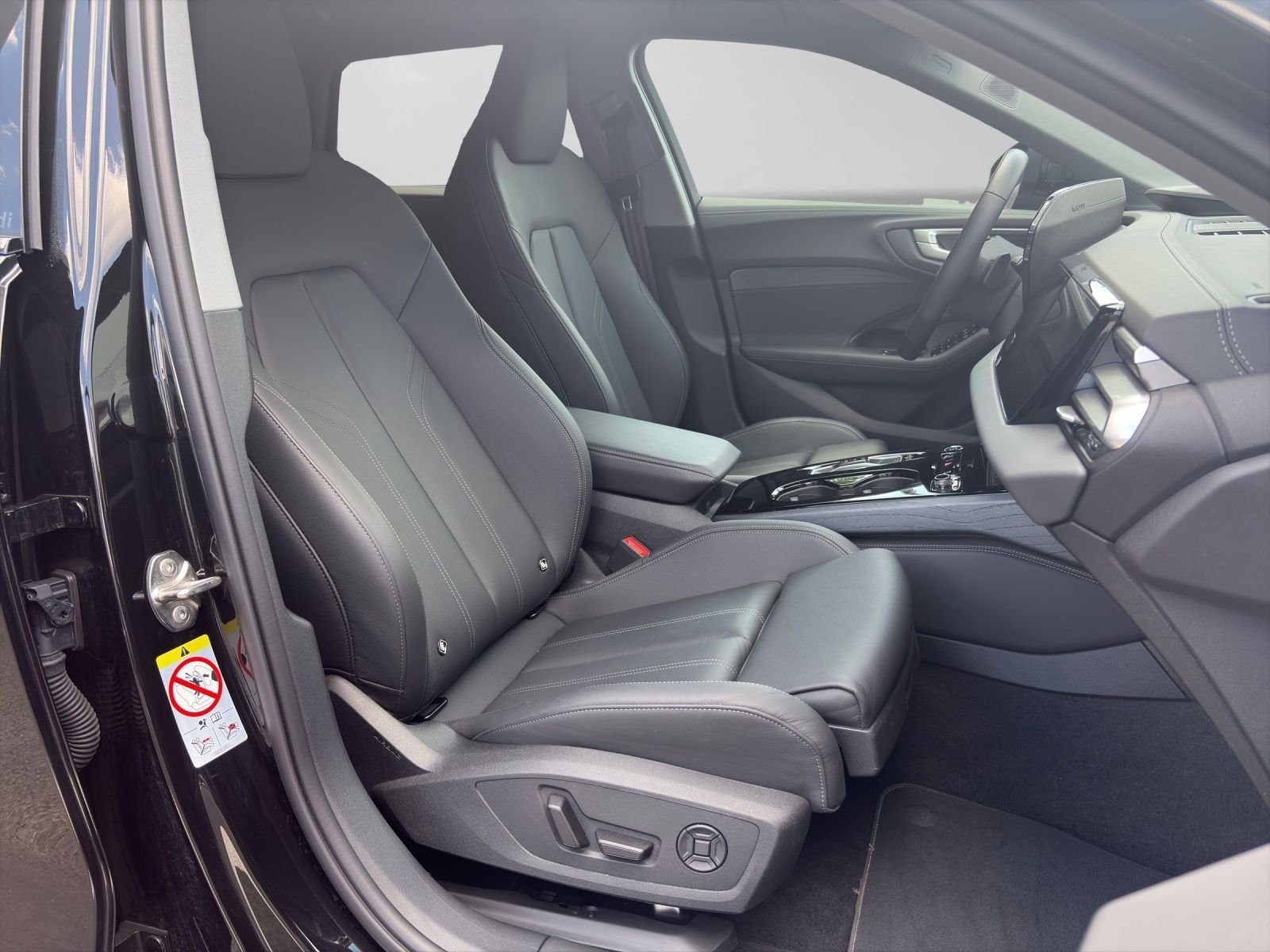Audi A5 Avant TFSI Q S LINE EDT ONE LEDER LM19 HuD 36