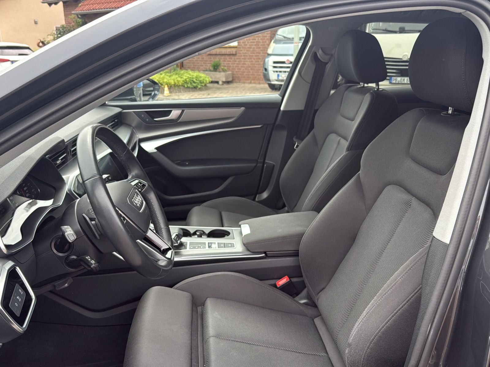 Audi A6 Avant 40 TDI quattro sport - Samsaru's Car Outlet