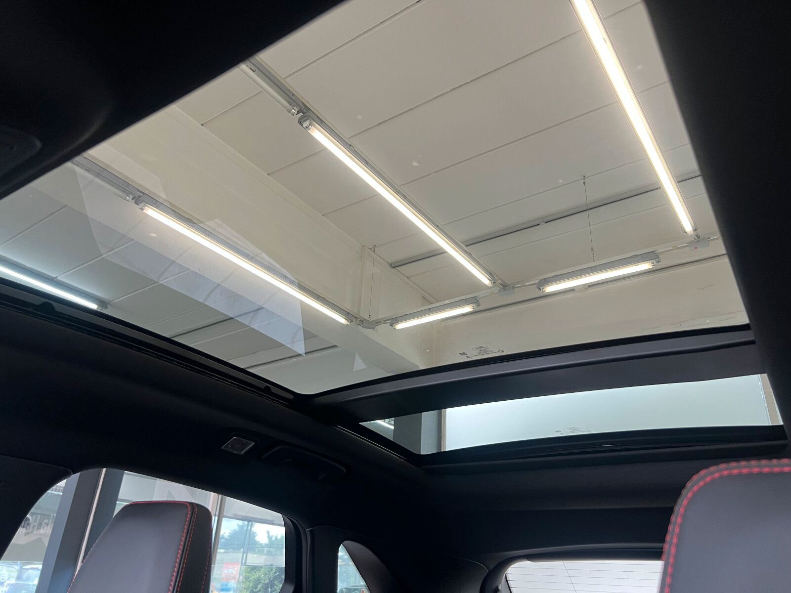 Ford Kuga 2.5 PHEV ST-Line X +Matrix-LED+NAVI+AHK+ACC