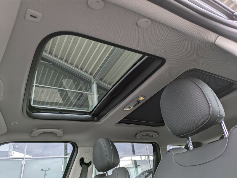 MINI Cooper S Clubman - Samsaru's Car Outlet