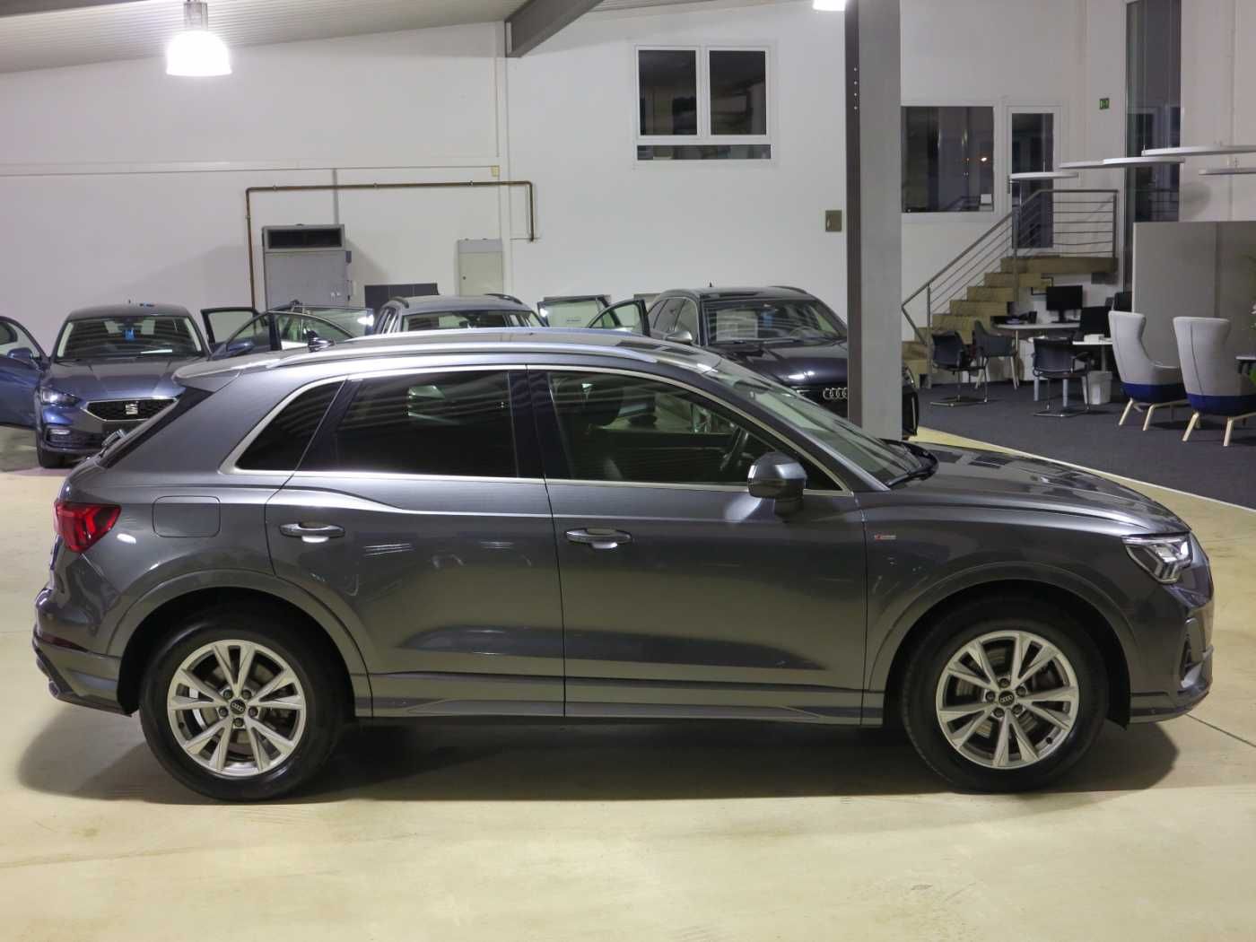 Audi Q3 40 TDI 2.0 SCR quattro S tronic S line Navi