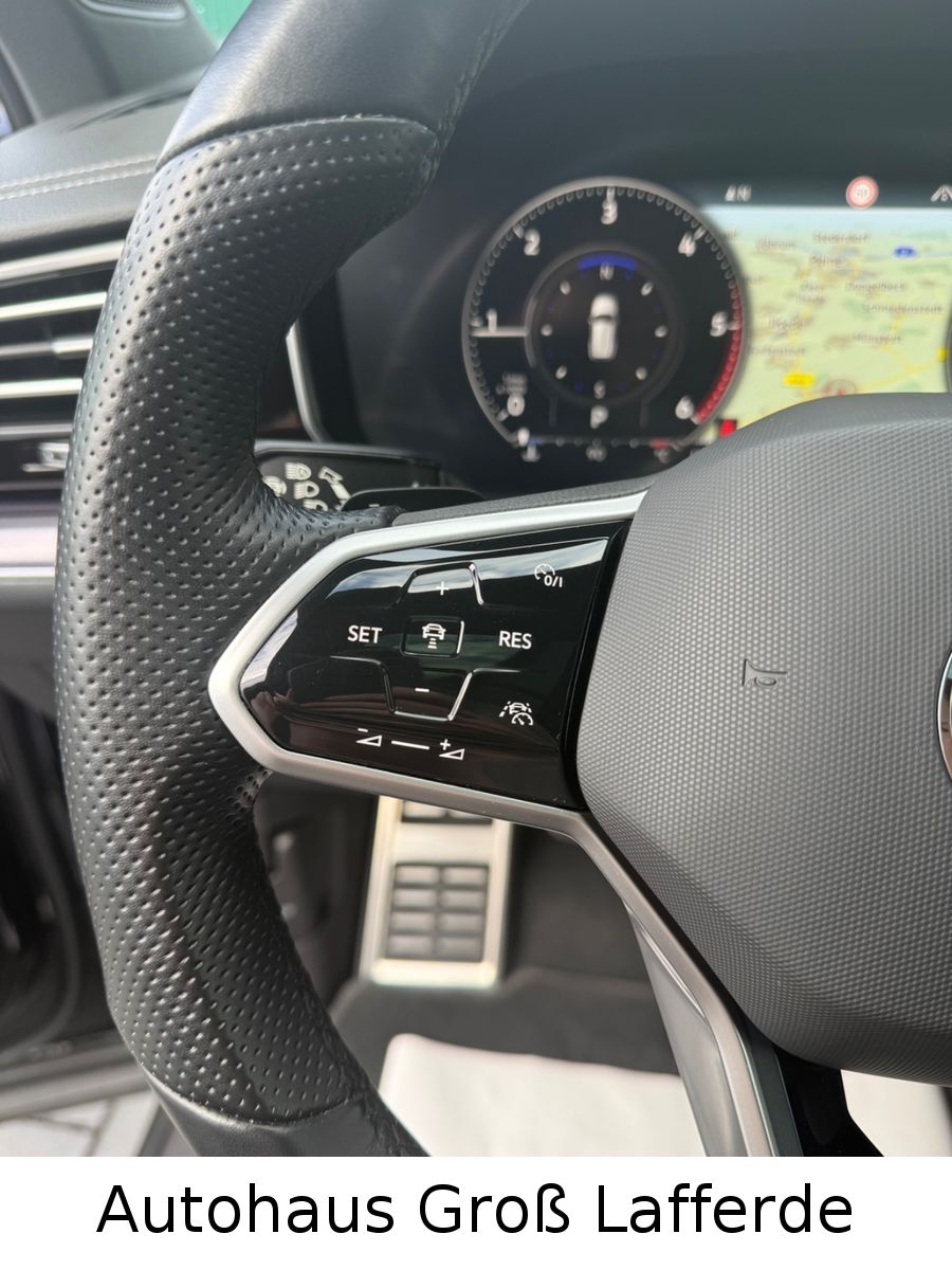 Volkswagen Touareg R-Line 4Motion 360 Kam Head Up Pano