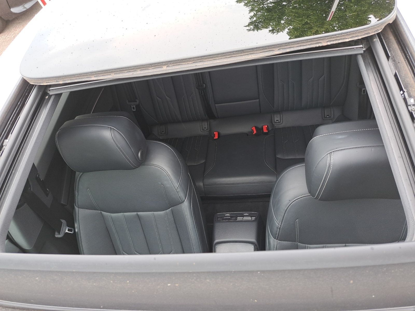 Audi e-tron Sportback 55 quattro S line PANO AHK MMI
