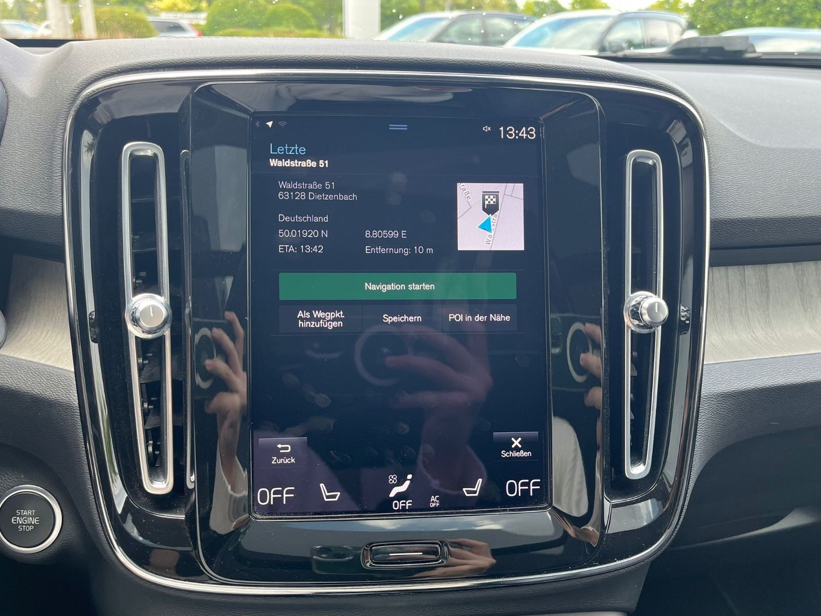 Volvo XC40 T5 Recharge Inscription - Samsaru's Car Outlet