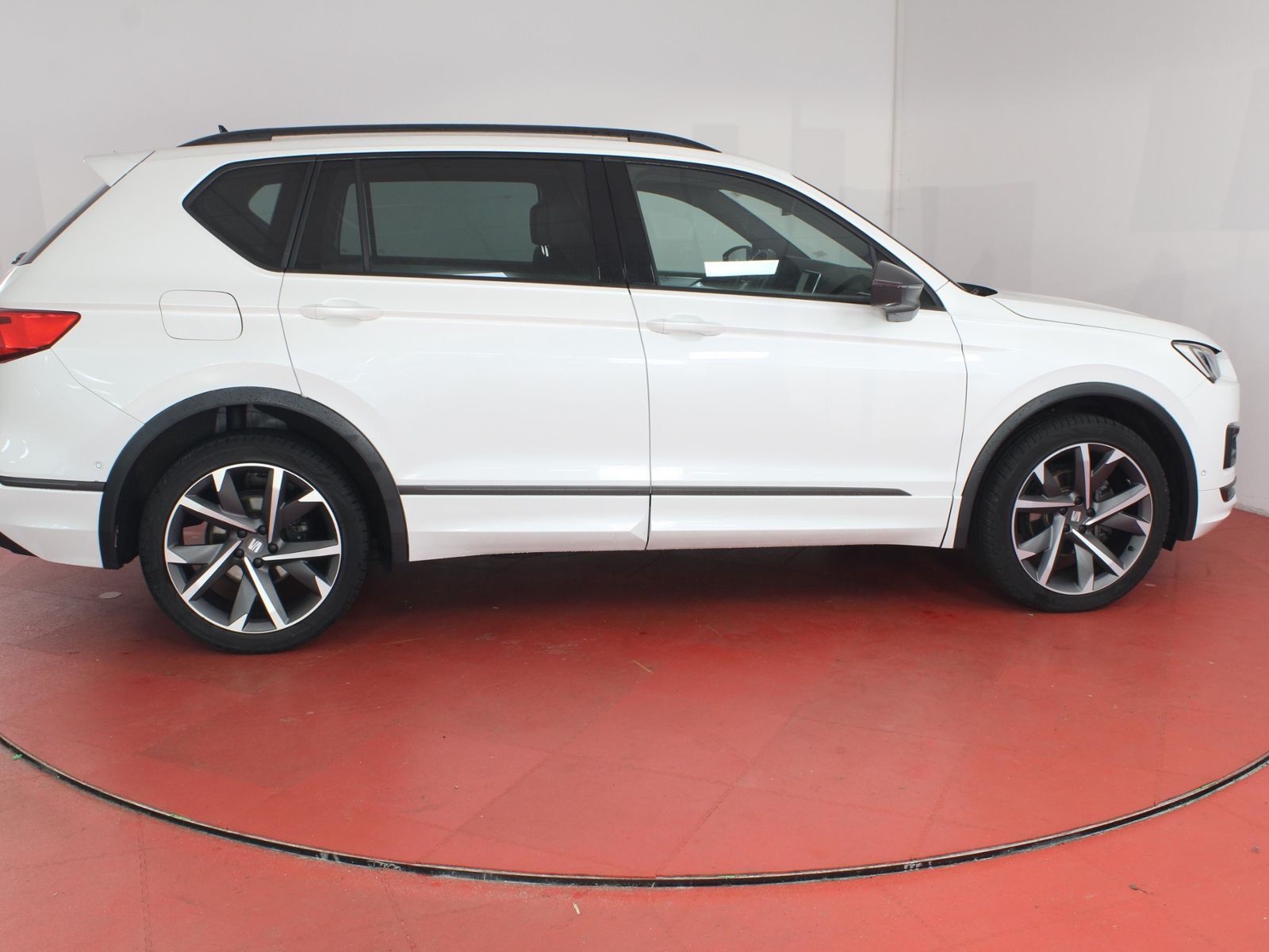 Seat Tarraco FR 2.0TDI DSG 350-ohne Anzahlung Navi AH