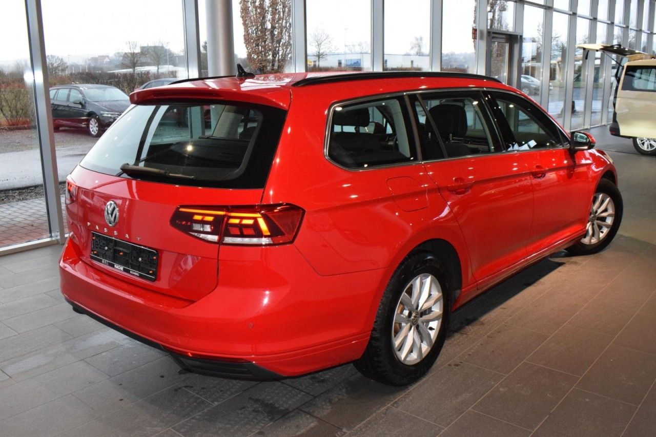 Volkswagen Passat Variant Business 1.6 TDI DSG - Samsaru's Car Outlet