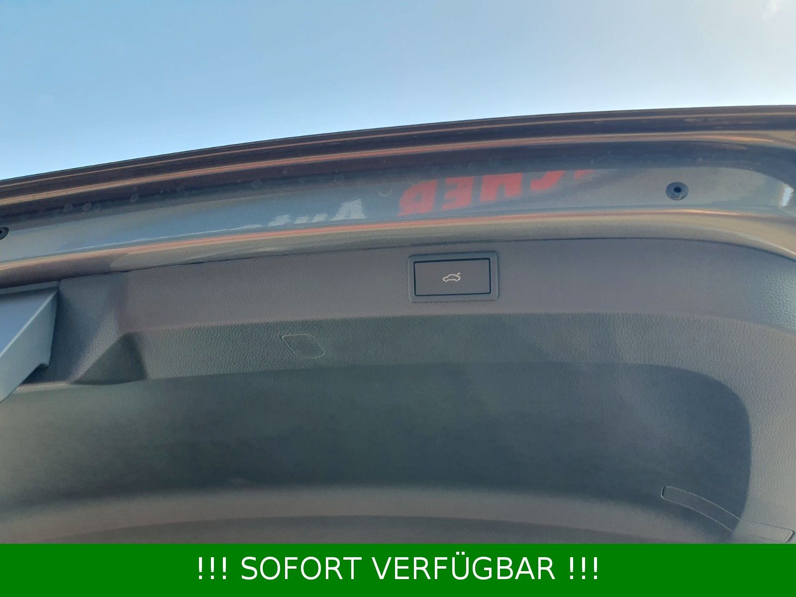 Skoda Karoq 1.5TSI DSG Sportline *19"*AHK*5J. *CANTON*