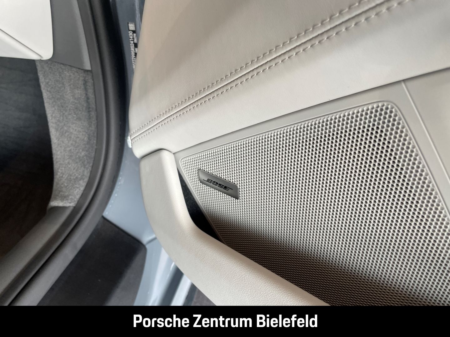 Porsche 992 911 Carrera 4 GTS Cabriolet Sportabgasanlage