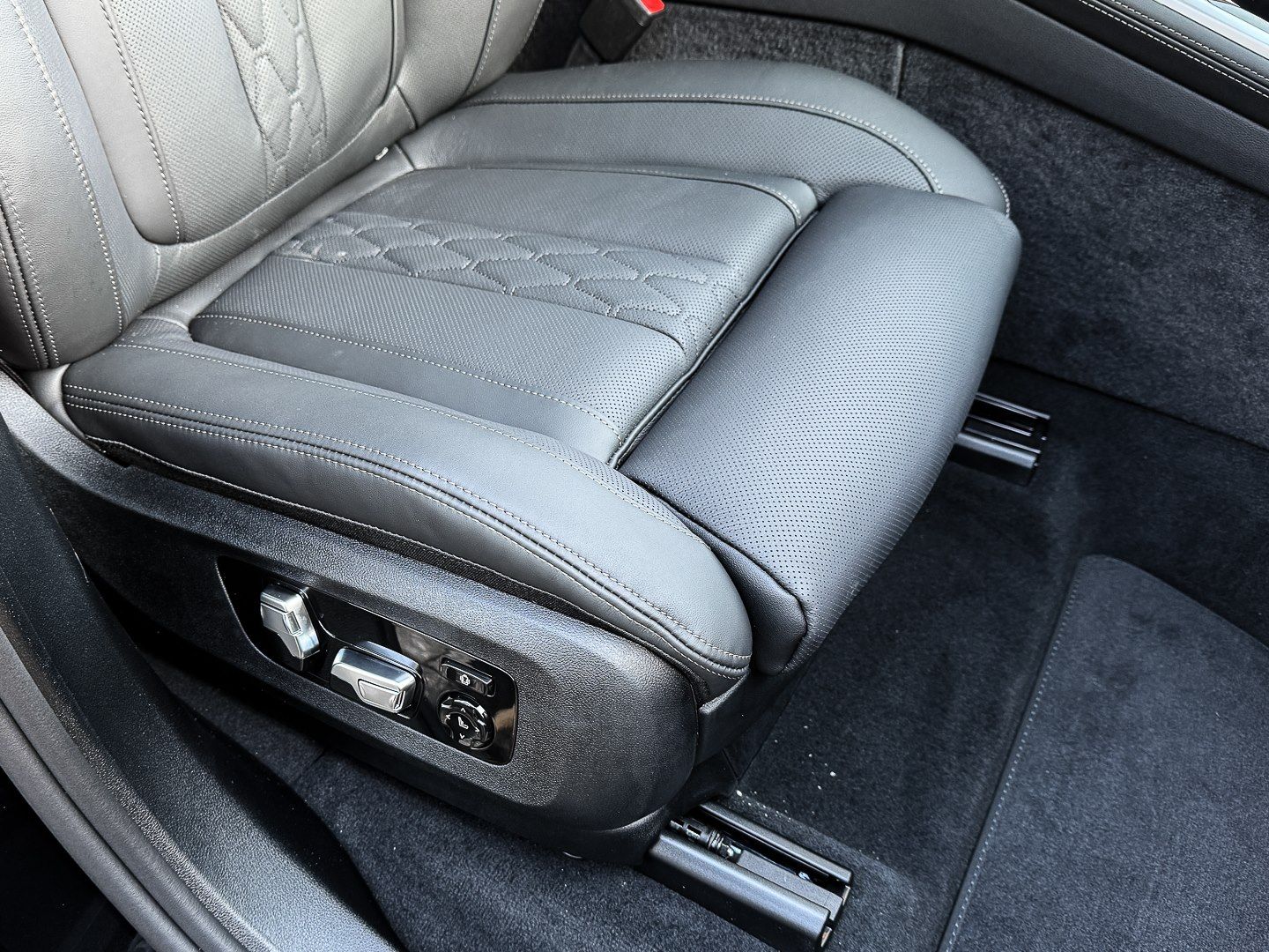 BMW X7 xDrive40d M Sportpaket * Sitzheizung vorne un