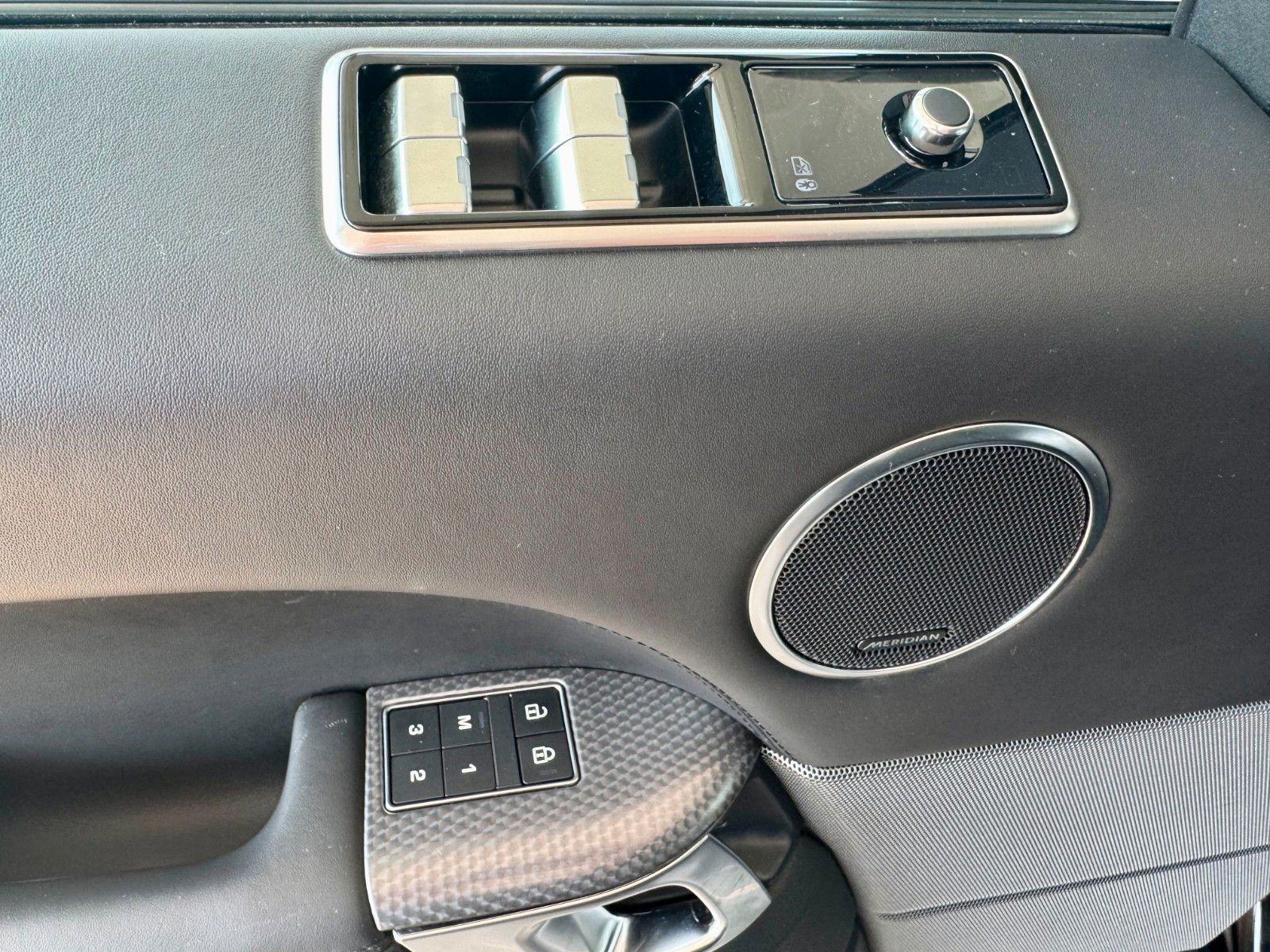 Range Rover Sport HSE Dynamic - Samsaru's Car Outlet