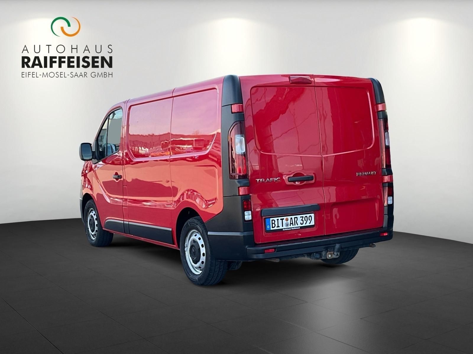 Renault Trafic - Samsaru's Car Outlet