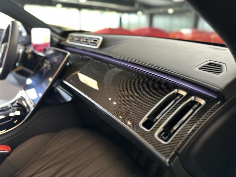 Mercedes-Benz S 63 AMG - Samsaru's Car Outlet