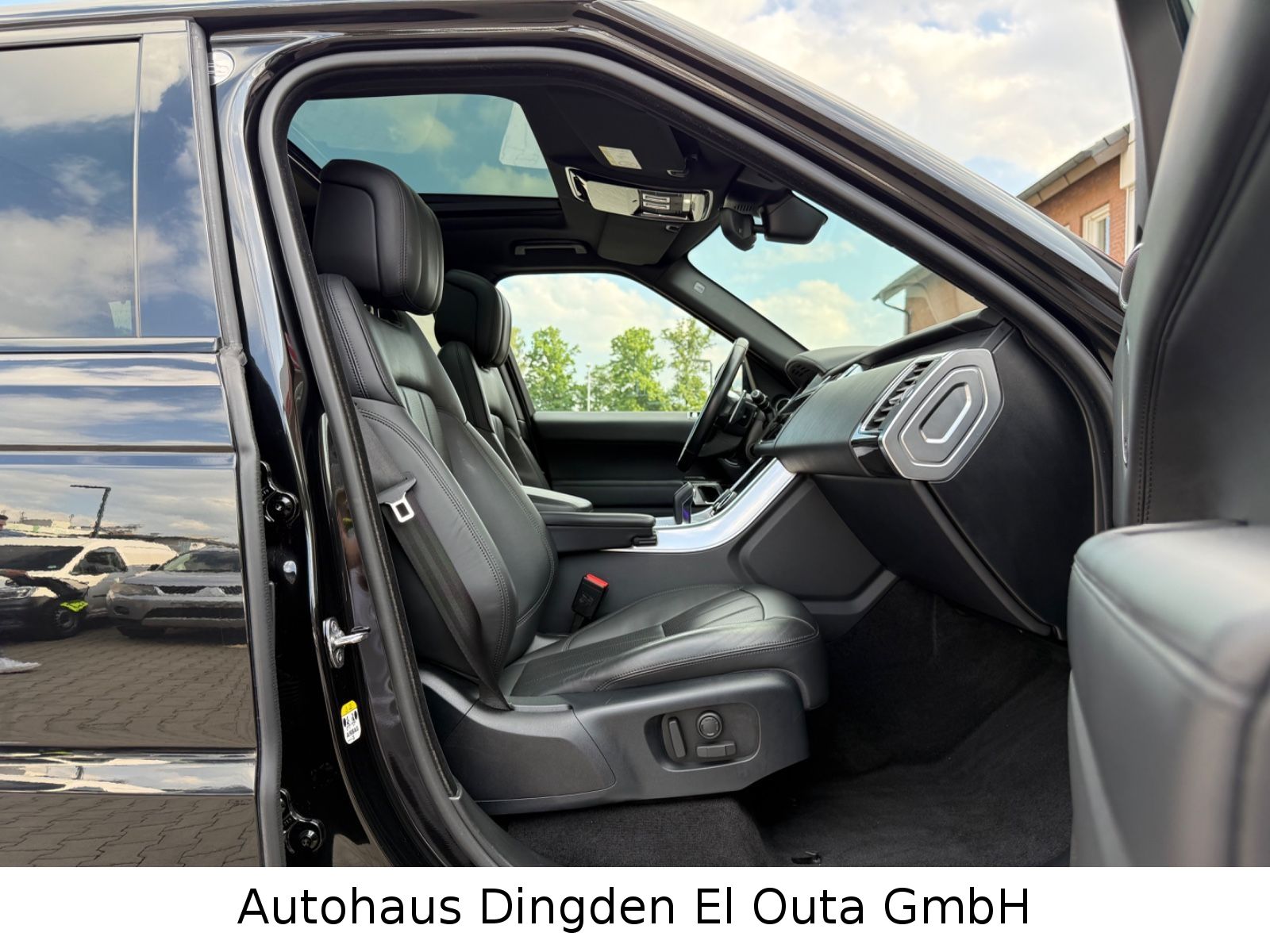 Range Rover Sport HSE 3.0 SDV6 Dynamic - Samsaru's Car Outlet