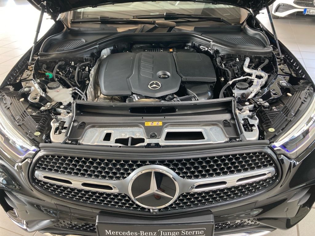 Mercedes-Benz GLC 300de 4M AMG+AHK+PANO+Prv.Leasing ab 800,-