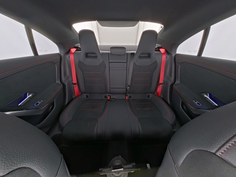 Mercedes-Benz CLA 35 AMG 4M Coupé - Samsaru's Car Outlet