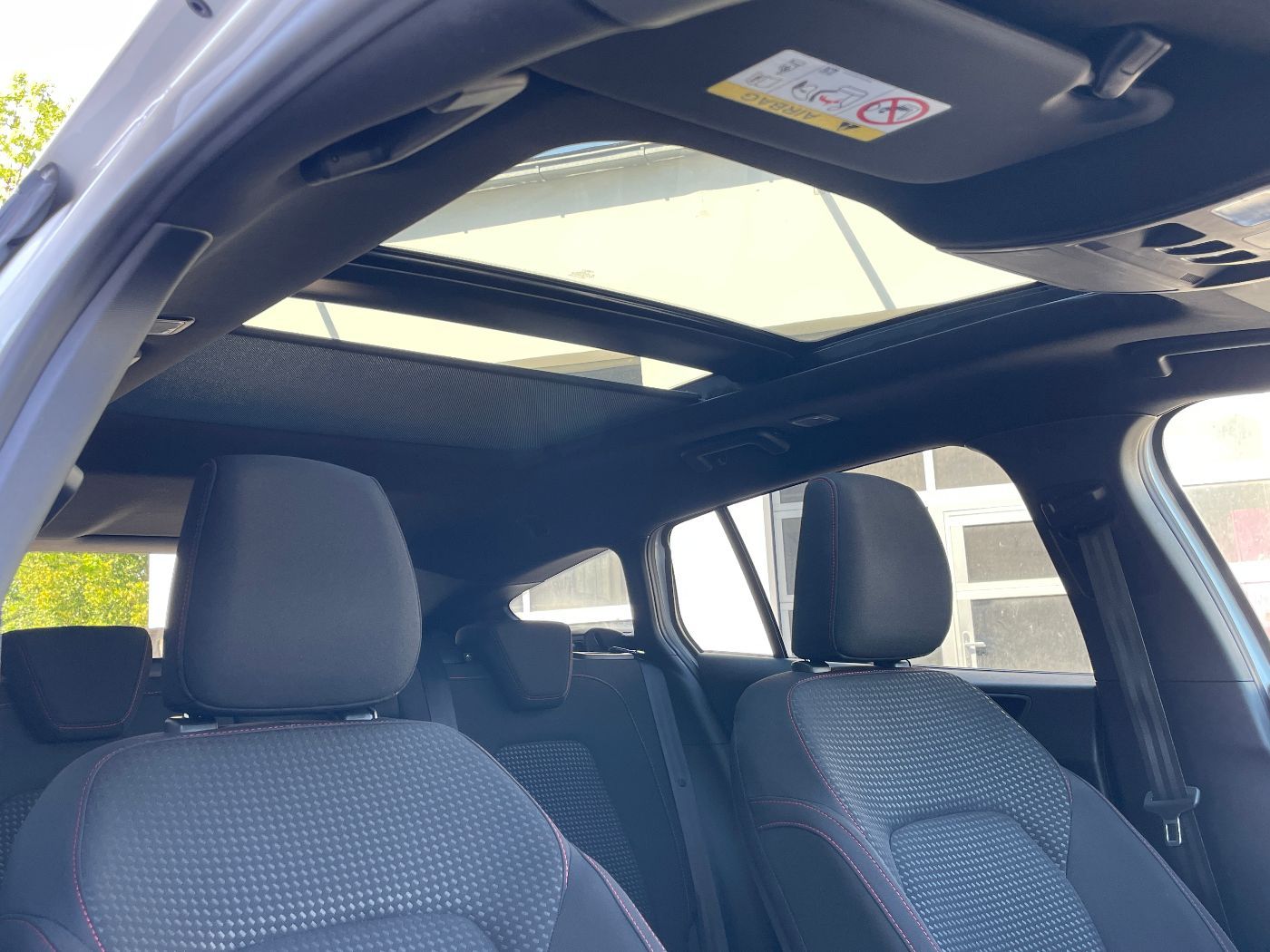 Ford Focus Turnier ST-Line X el. SHD Glas Navi Kamera
