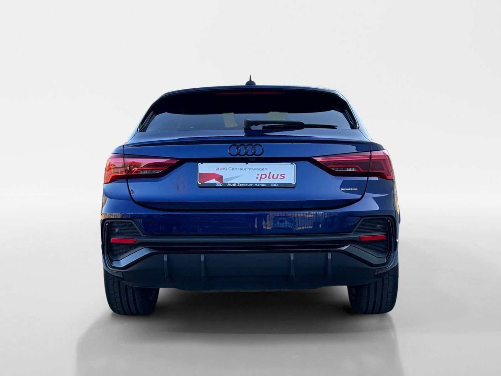Audi Q3 Sportback 40 TFSI quattro S line - Samsaru's Car Outlet