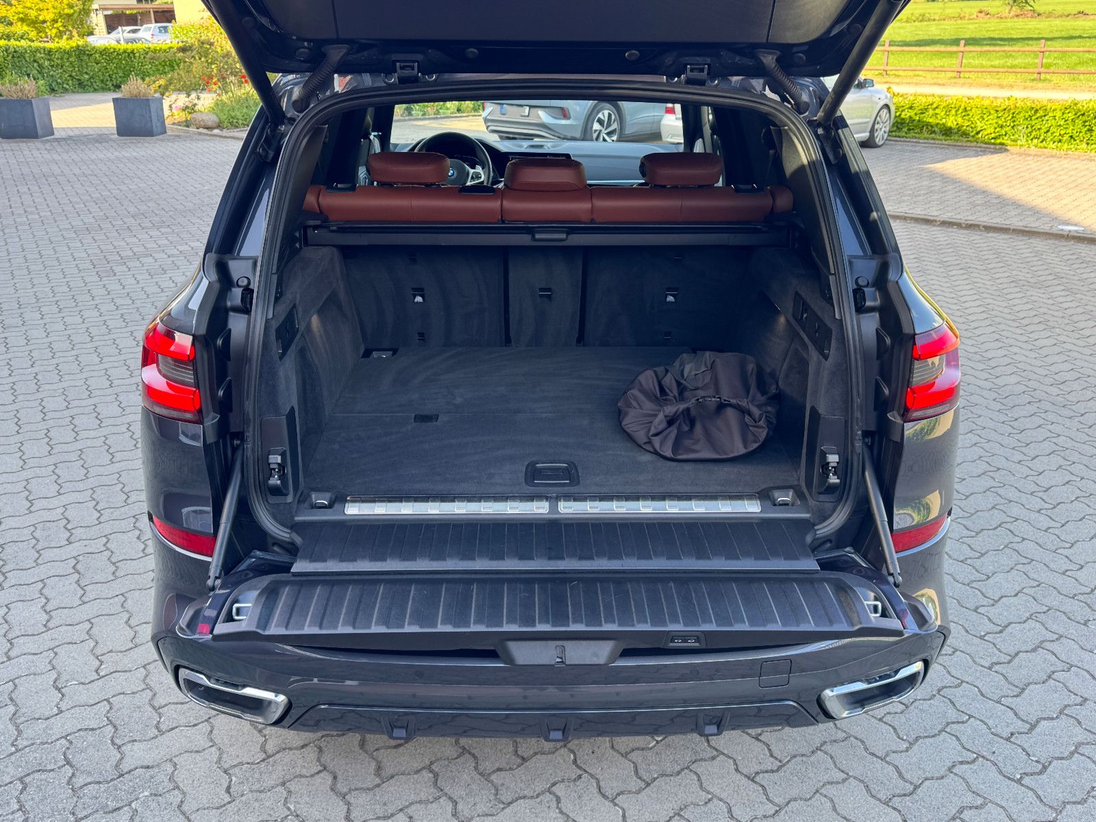 BMW X5 xDrive45e M-SPORT,AHK,PANO,NIGHTVI,DAP,P+,B&W