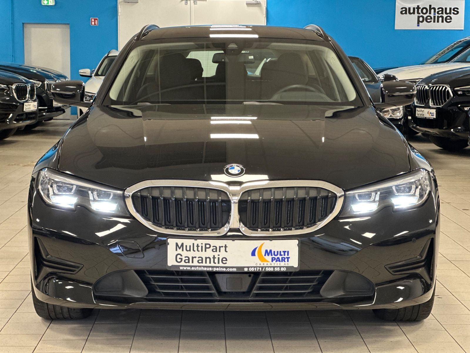 BMW 320d LivCP+ - Samsaru's Car Outlet