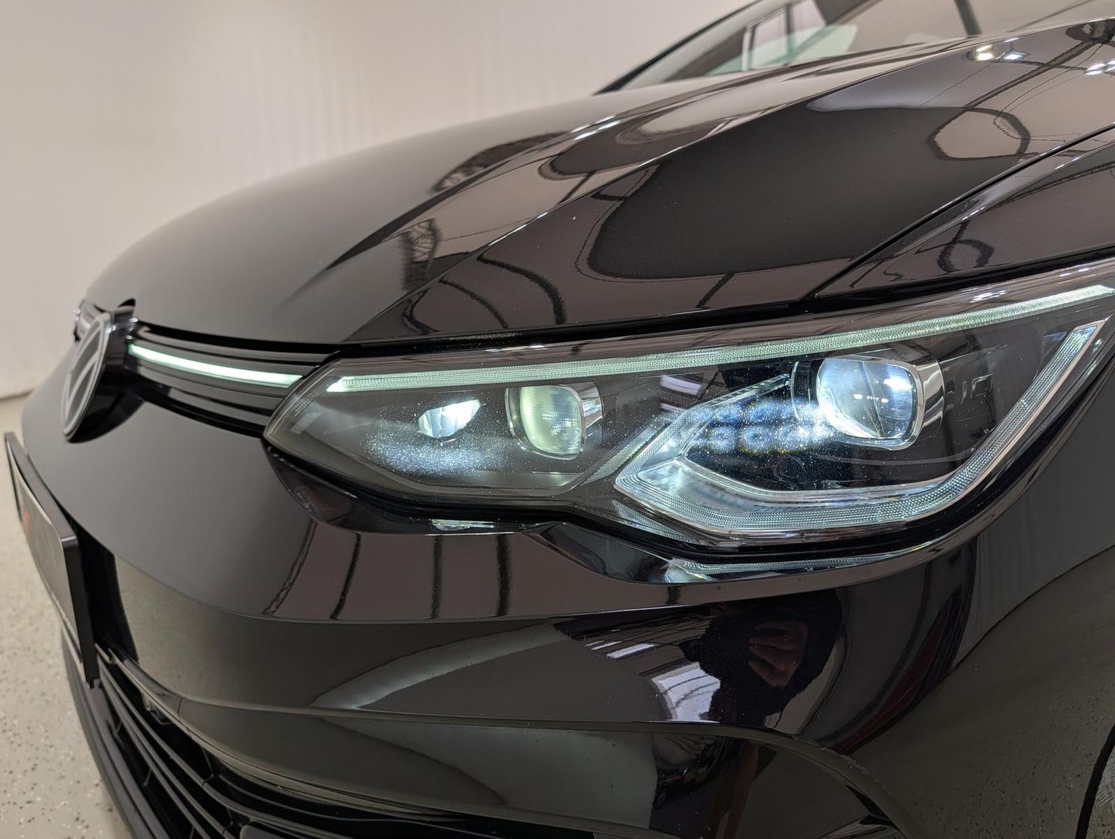 Volkswagen Golf Variant 2.0 TSI DSG R 4Motion Estriol 19Z.|
