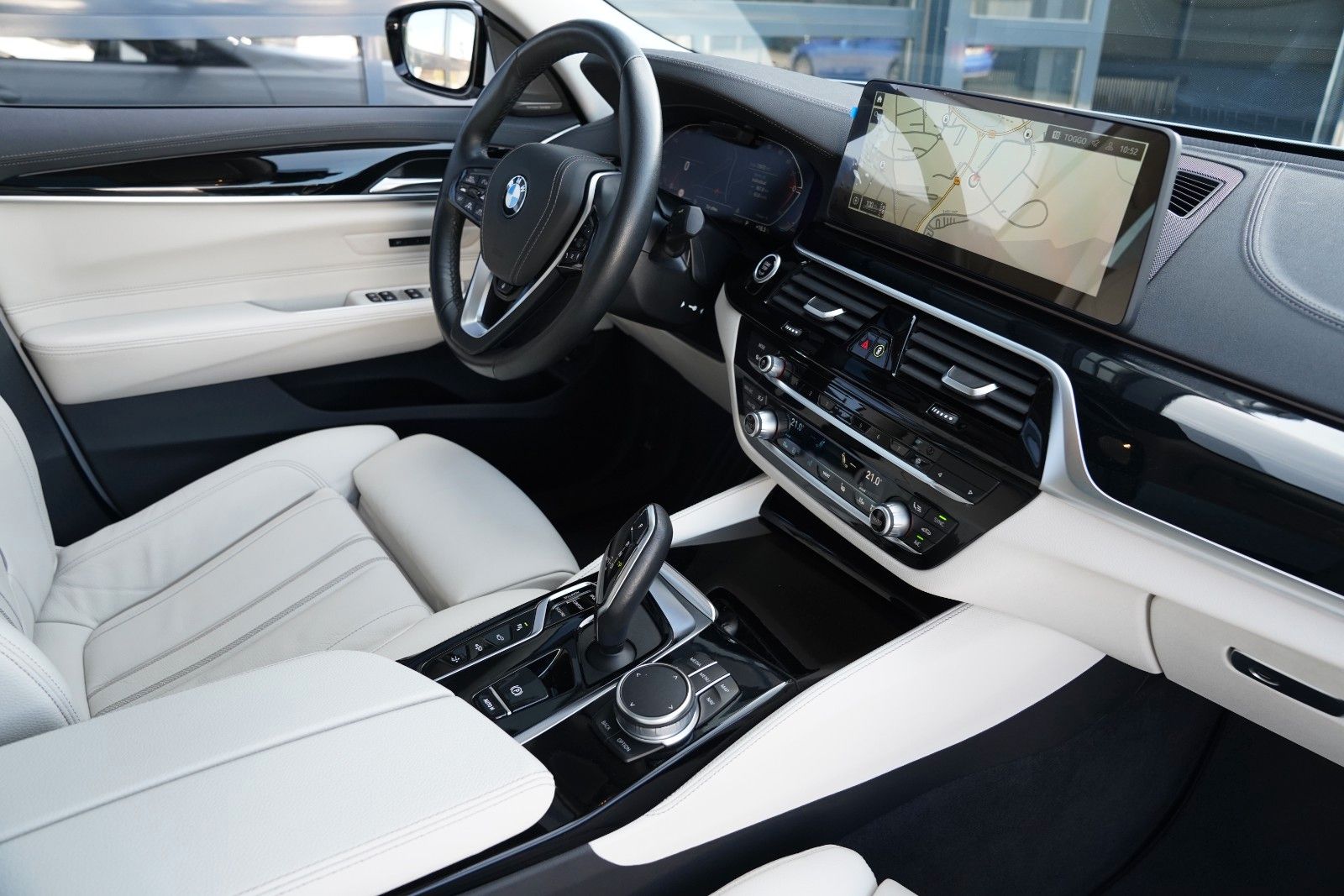 BMW 640 GT xD Luxury Luft-Laser-Pano-ACC-360-TV-StaH