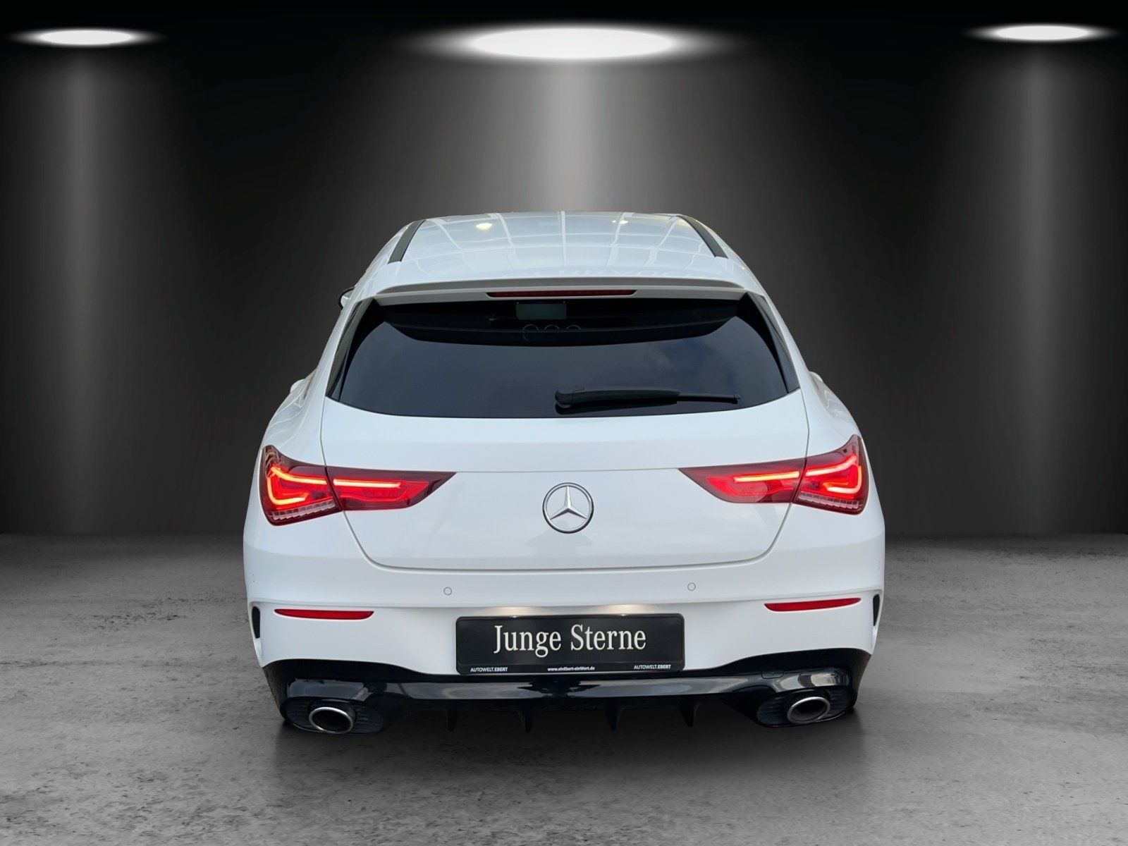 Mercedes-Benz CLA 35 AMG - Samsaru's Car Outlet