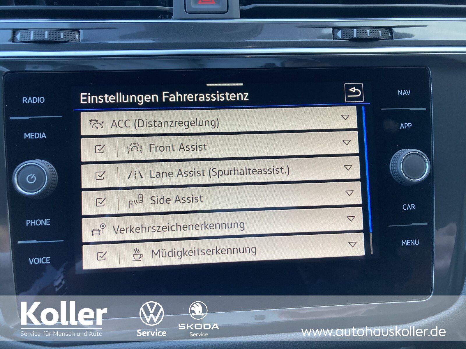 Volkswagen Tiguan Allspace 2.0 TDI DSG 4MO R-Line Leder