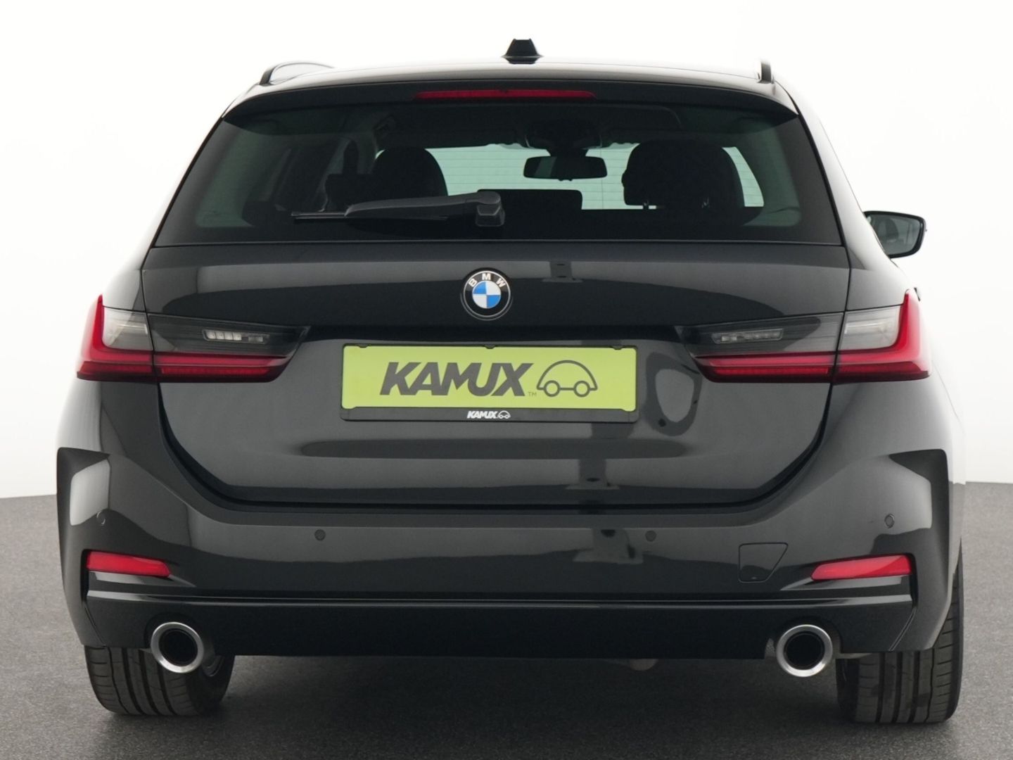 BMW 320 d Touring Steptronic - Samsaru's Car Outlet