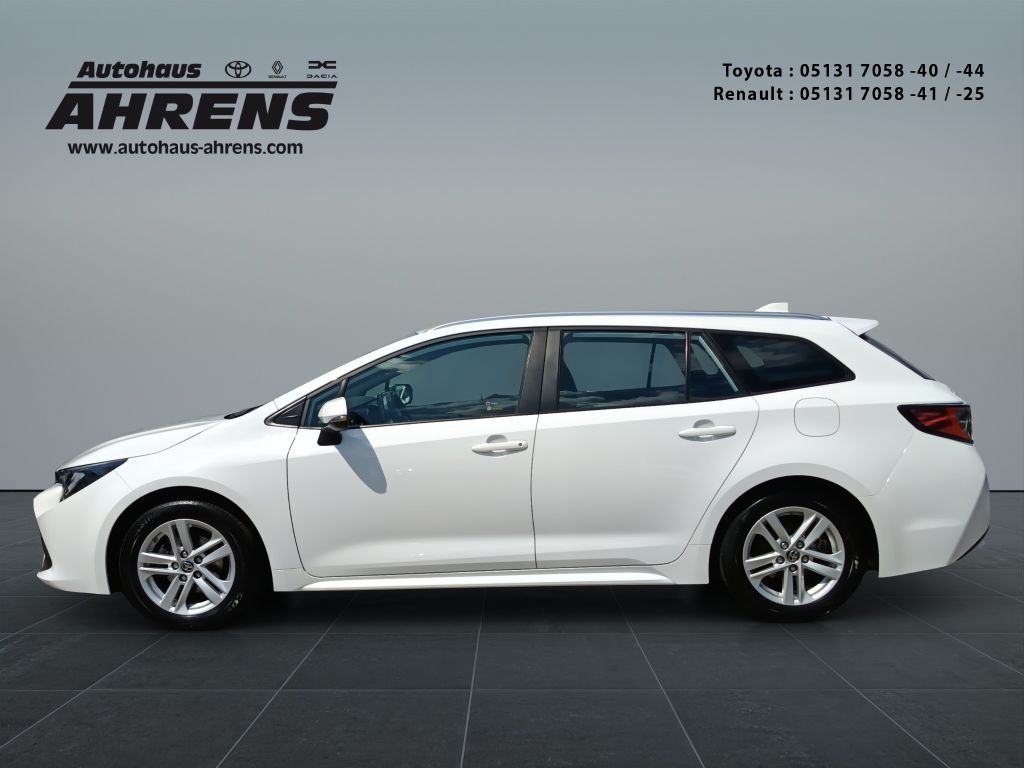 Toyota Corolla 1.8 Hybrid - Samsaru's Car Outlet