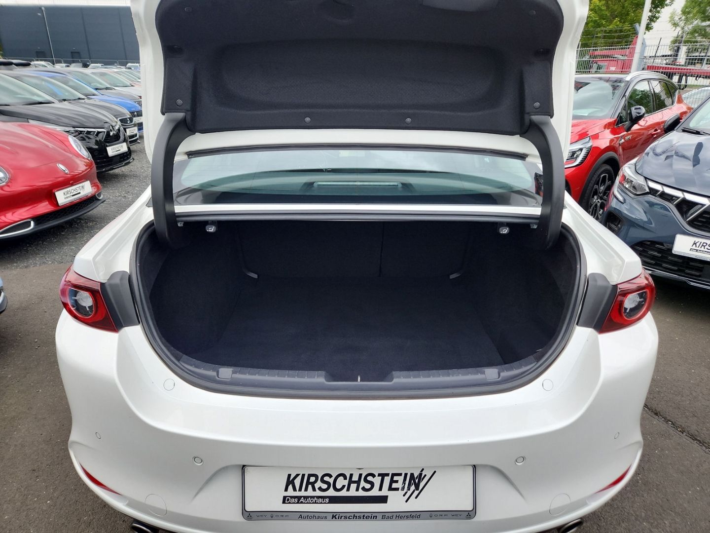 Mazda 3 Exclusive-Line SKYACTIV-G 2.0 MHEV HUD LED Nav