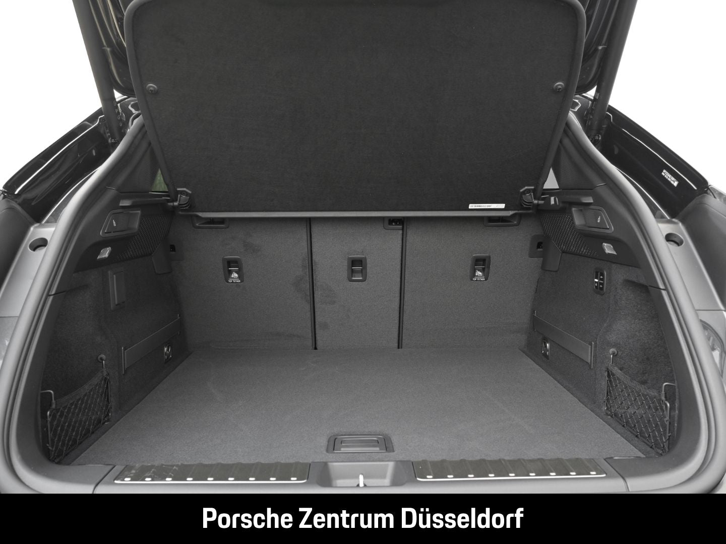 Porsche Macan 4S Surround-View InnoDrive LED-Matrix