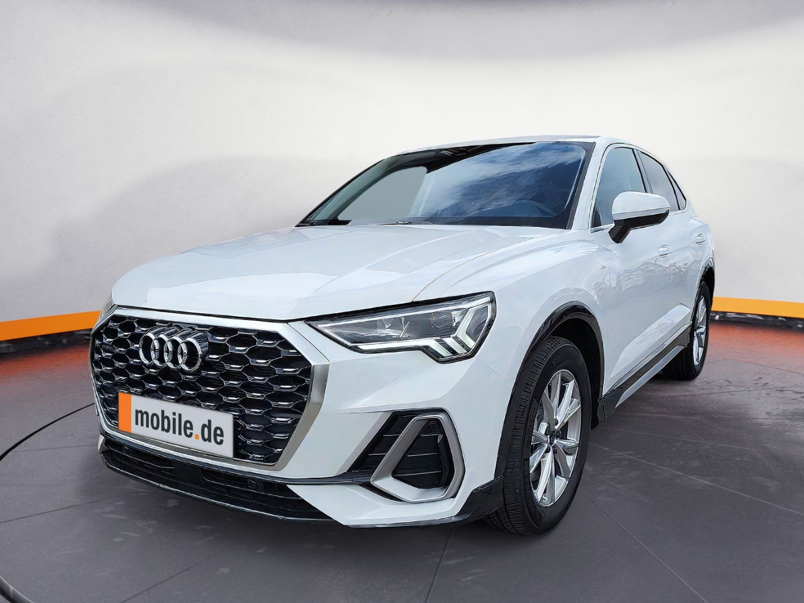 Audi Q3 Sportback 40 TFSI quattro S tronic line - Samsaru's Car Outlet