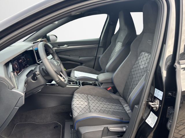 Volkswagen Golf VIII 1.5 eTSI R-Line LED+/App/ACC/360°