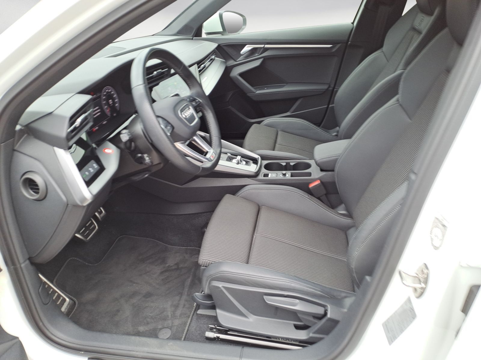 Audi A3 Sportback 35 TFSI S-tronic S-Line ACC Navi