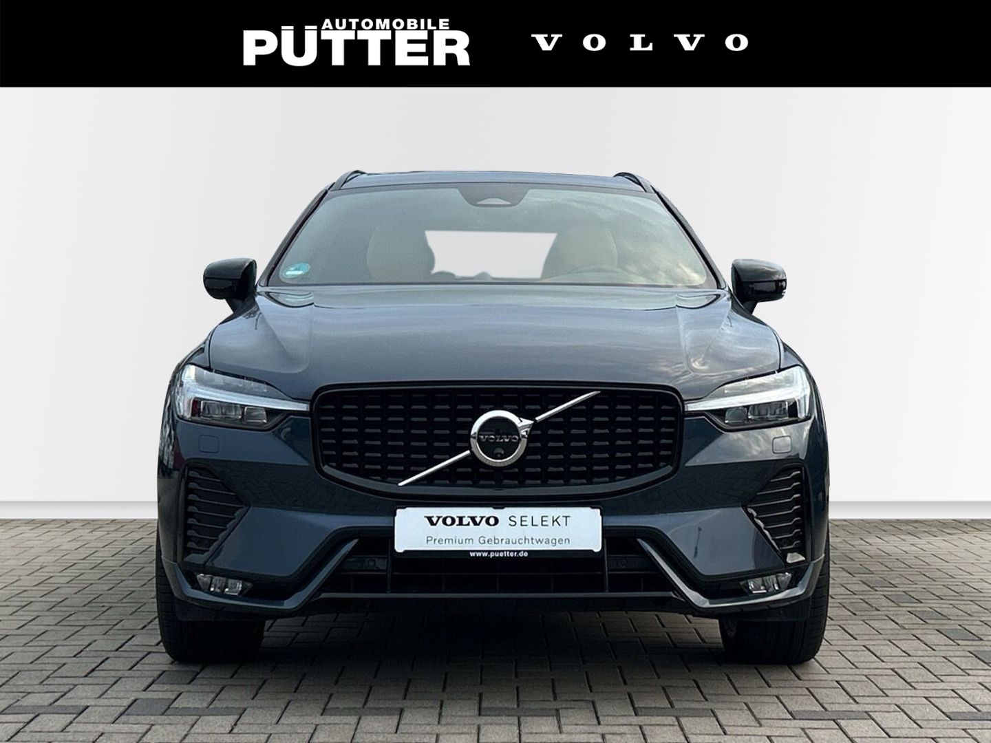 Volvo XC60 B5 Benzin AWD Ultra Dark 21'' ACC LED Nappa