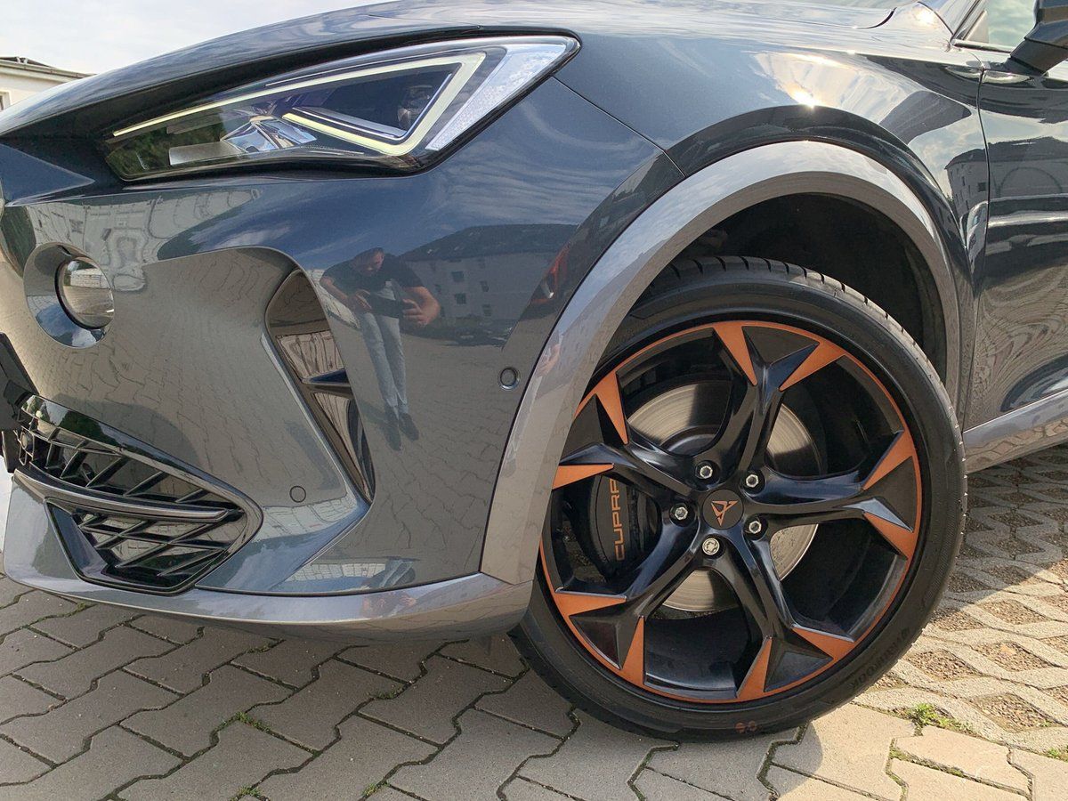 Cupra Formentor VZ 2.0 TSI 4Drive BEATS+AHK+RFK+KESSY