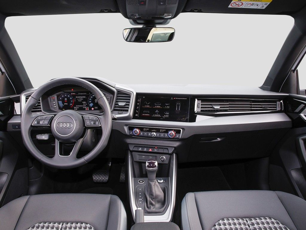 Audi A1 Sportback 30 TFSI advanced s-tronic - Samsaru's Car Outlet