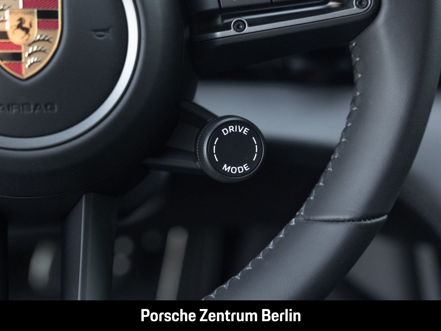 Porsche Taycan 4 Cross Turismo InnoDrive HD-Matrix LED