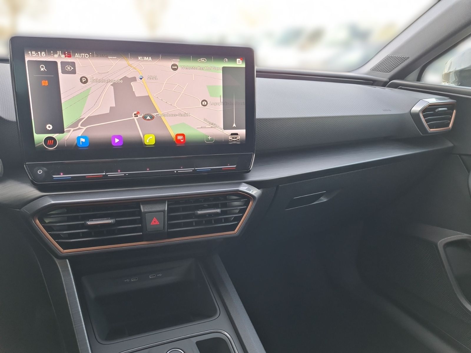 Cupra Leon Sportstourer 2.0 TDI DSG - Samsaru's Car Outlet