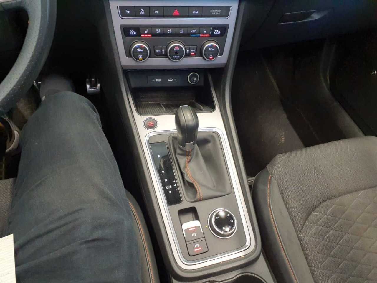 Seat Ateca FR 2.0 TSI DSG 4Drive AHK+BEATS+PANO+elHK