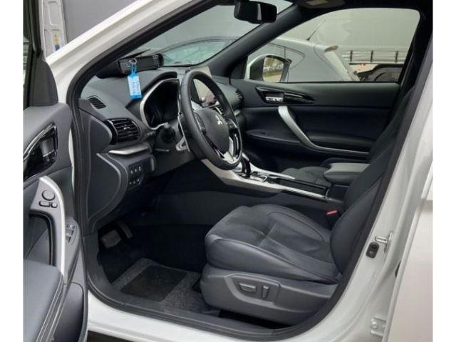 Mitsubishi Eclipse Cross Plus Select Black Hybrid 4WD 2.4 M