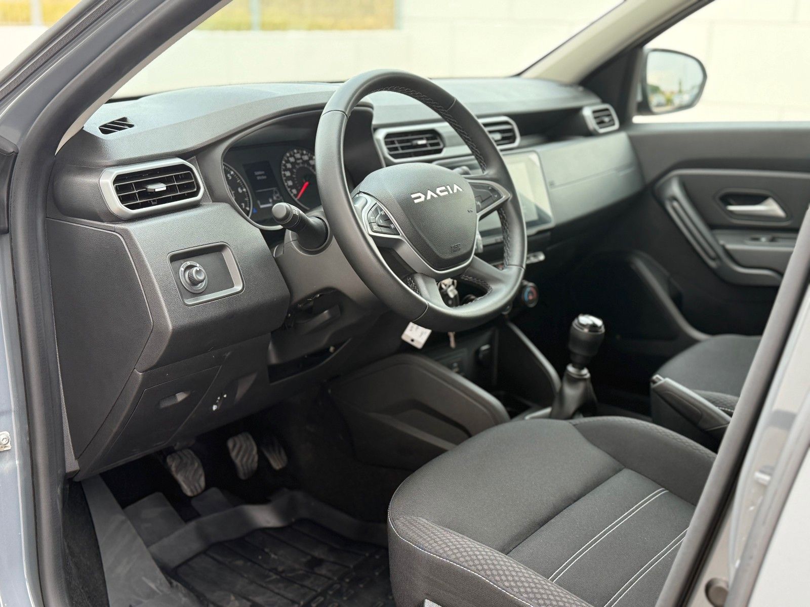 Dacia Duster II Expression 4WD - Samsaru's Car Outlet
