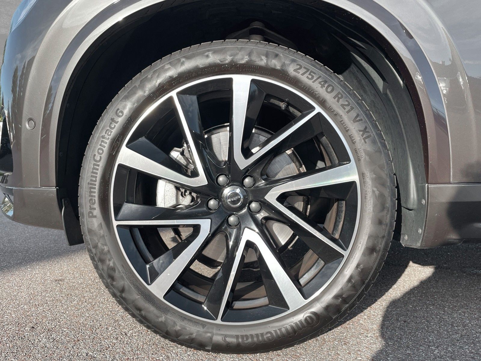 Volvo XC90 B5 AWD Plus Dark 7-Sitzer  AHK ACC BLIS