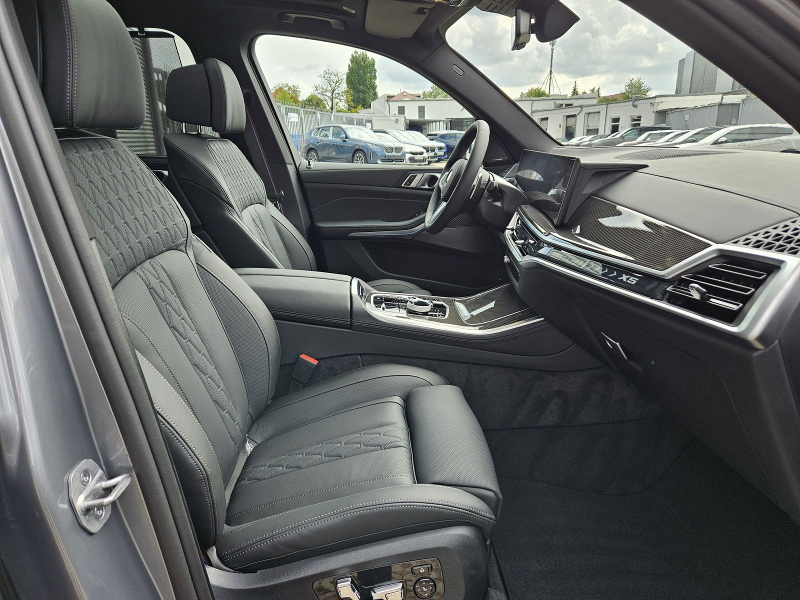 BMW X5 xDrive50e M Sport Pano AHK Harman Kardon HUD
